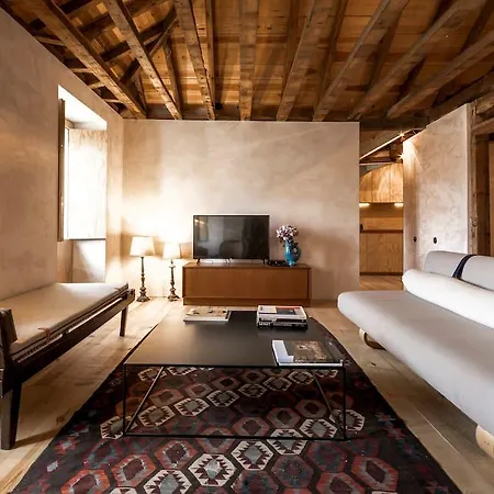 Award Winner Design Apt In The Heart Of *